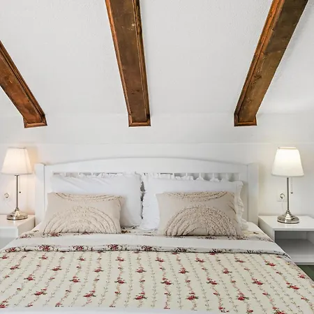 度假居 Lovely In Krkovic Ladevci