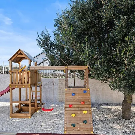 Lovely In Krkovic Ladevci