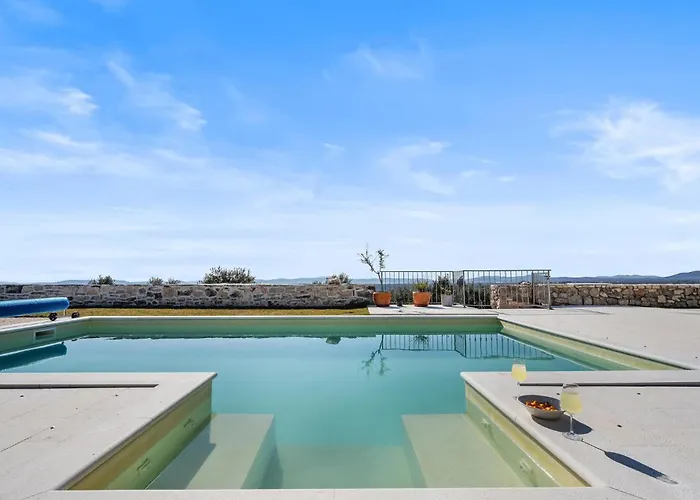 Lovely In Krkovic Ladevci